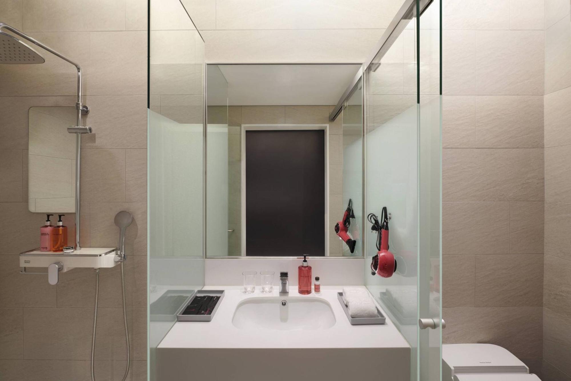 Moxy Insadong Hotel Seoul