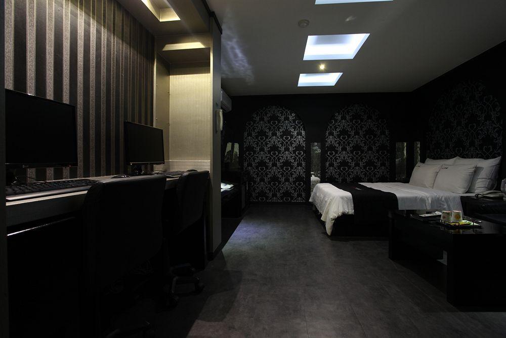 Moxy Insadong 3*