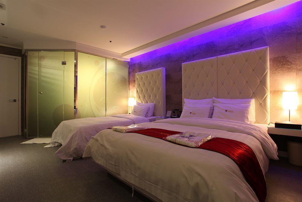 Moxy Insadong Seoul
