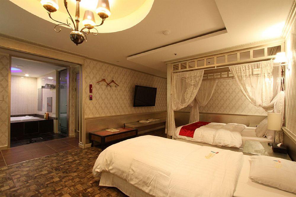 Moxy Insadong