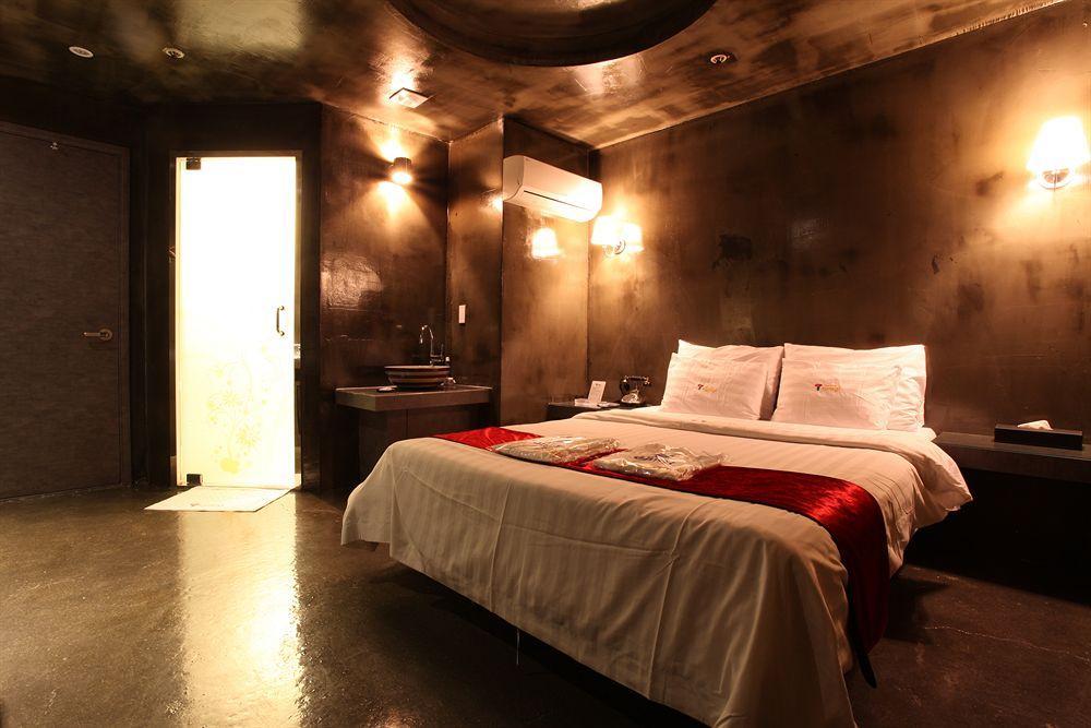 Hotel Moxy Insadong Seoul